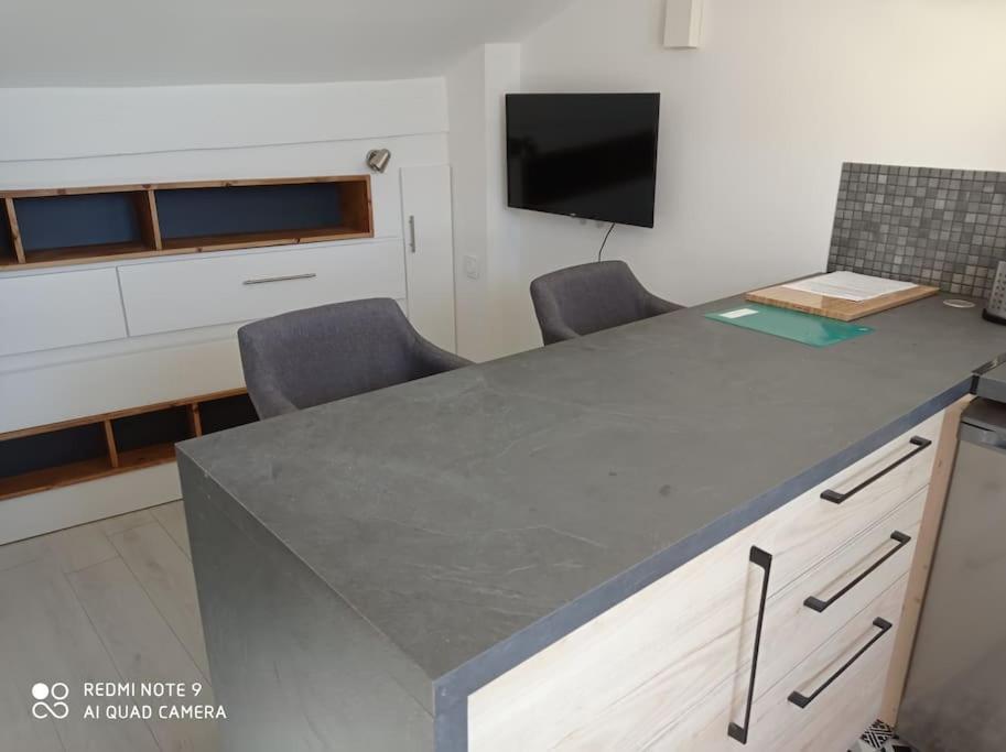 Avignon Hyper Centre:Studio Cosy Et Calme Екстериор снимка